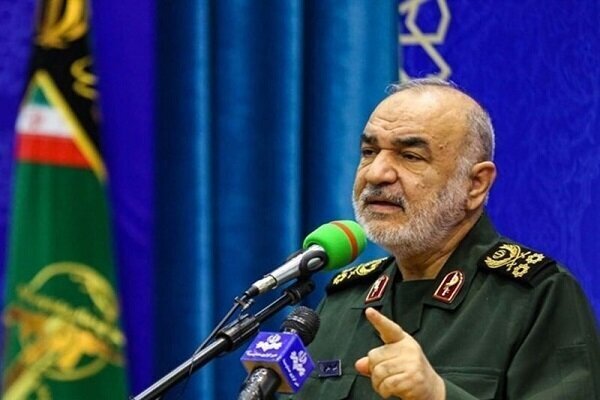 سخنرانی سردار سلامی در مراسم گرامیداشت شهدای خدمت در حرم رضوی