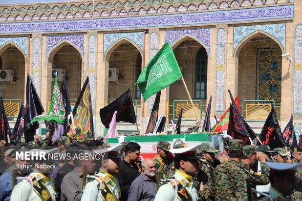 استقبال مردم سنقر و کلیایی از پیکر سردار شهید ایزدی