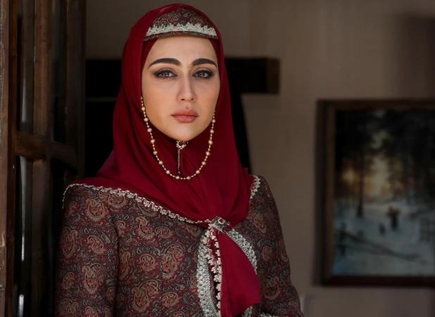 بازیگر گیلدخت با یک تیپ جذاب جلب‌توجه کرد
