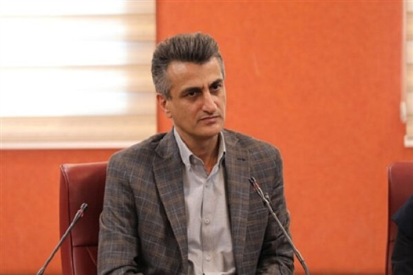 کتاب تنها رسانه‌ای است که انسان را وادار به تأمل می‌کند