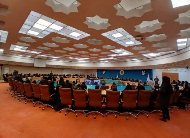 حضور بی سابقه ۶۵ زن در سطوح کلان مدیریتی کشور