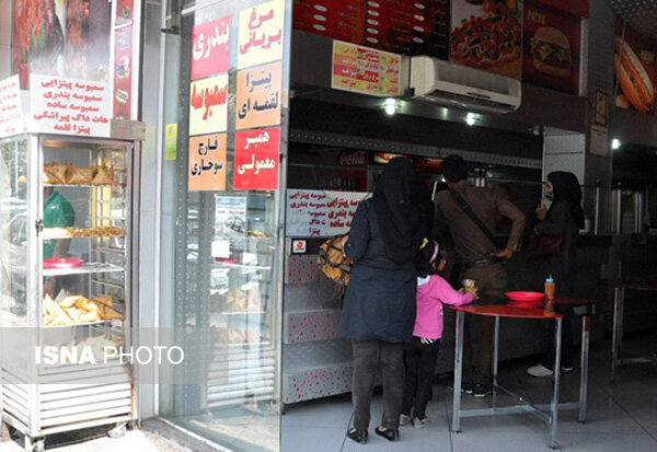 جامعه با وضعیت ایده‌آل تغذیه‌ای و سلامت غذایی فاصله زیادی دارد