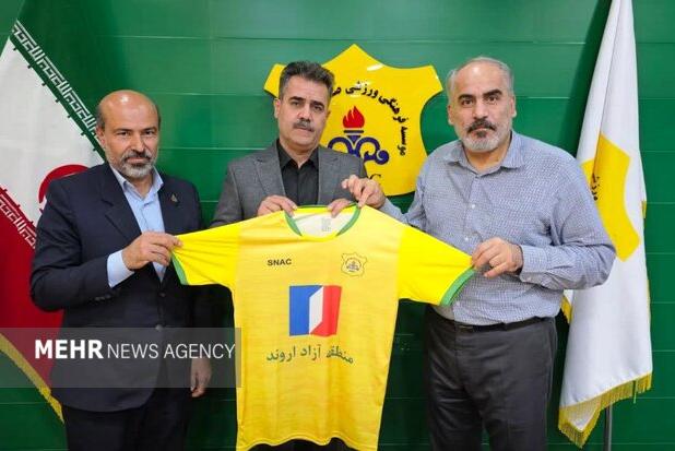 سید سیروس پورموسوی سرمربی طلایی پوشان شد