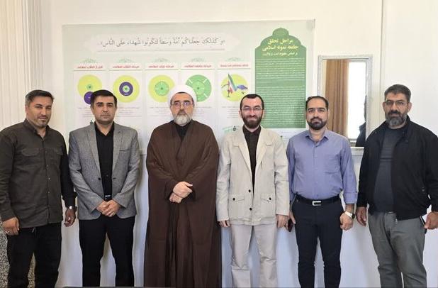 ماموستا مرادی:نقش رسانه در مقابله با توطئه‌های فرهنگی دشمن بی‌بدیل است