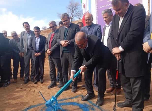 کلنگ‌زنی مخزن ۵۰۰۰ مترمکعبی و ۴ کیلومتر خط انتقال آب در کهگیلویه و بویراحمد