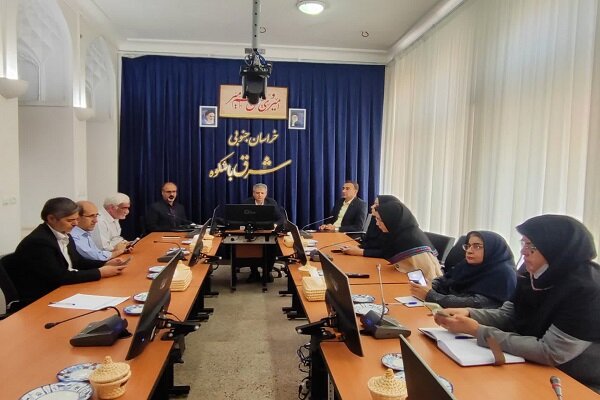 نمایش گنجینه‌ای از قاجار تا سلجوقی در بیرجند؛ انتقال ۸ شیء نفیس