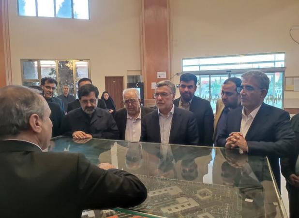 ارزیابی میدانی وزیر بهداشت از ظرفیت‌های آموزشی دانشگاه علوم پزشکی قم
