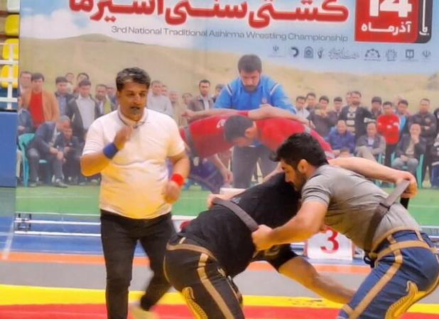 خوی، فاتح مسابقات کشتی سنتی «آشیرما» شد