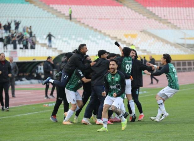 حذف ناباورانه سپاهان مقابل خیبرِ غول‌کش