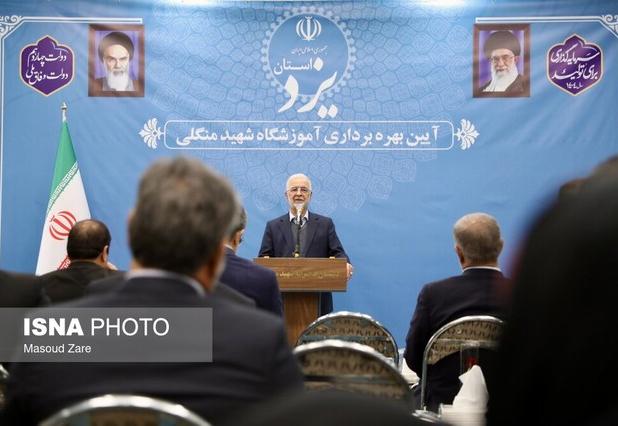 بهره‌برداری از آموزشگاه ۱۸ کلاسه با حضور وزیر کشور در یزد