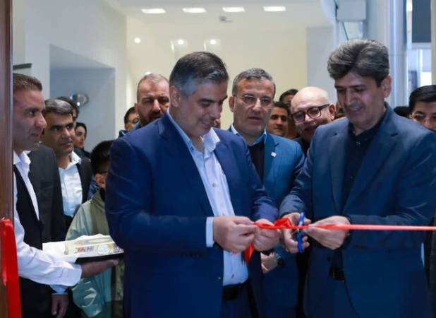 آیین افتتاحیه چهل و چهارمین جشنواره ملی فیلم فجر در پردیس سینمایی اراک