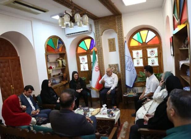 اتحادیه صنایع‌دستی گلستان حلقه‌ اتصال هنرمندان، بازار و سیاست‌گذاران