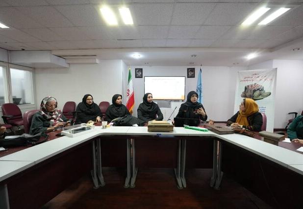 مدیرکل امور بانوان استانداری سیستان و بلوچستان: حمایت از صنعتگران در اولویت قرار گیرد