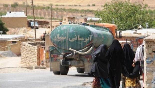بیش از ۹۰۰ روستای سیستان و بلوچستان از طریق ناوگان آبرسانی سیار تأمین آب می‌شوند