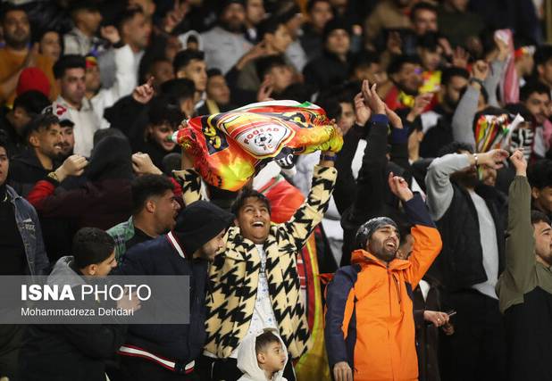 ذوب‌آهن با سرمربی جدید برابر فجر/ فولاد به دنبال تداوم روند خوب