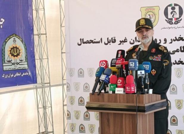 تأکید رادان بر ضرورت مبارزه میدانی با مواد مخدر