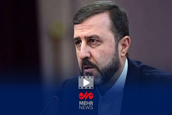 غریب آبادی: توسعه بنادر سهم خزر در تجارت جهانی را افزایش می‌دهد