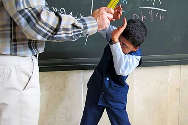 مدیرکل آموزش و پرورش کرمان: تنبیه بدنی دانش‌آموزان در مدارس ممنوع است