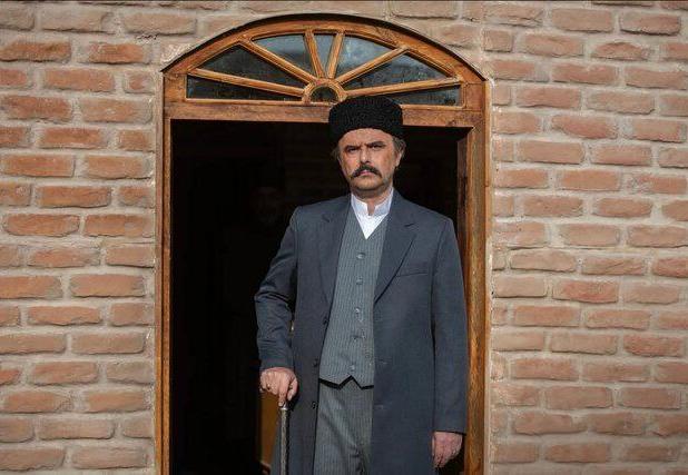 بازیگر محبوب ناگهان سریال بامداد خمار را ترک کرد