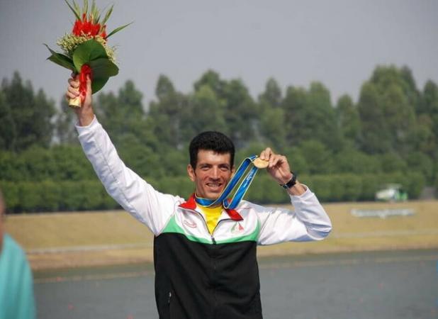 رویینگ ناآرام در انتظار "شادی"