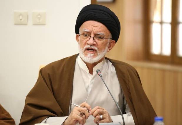 دبیر جامعه روحانیت شیراز: ایران با تکیه بر ملت و نیروهای مسلح مقتدر است