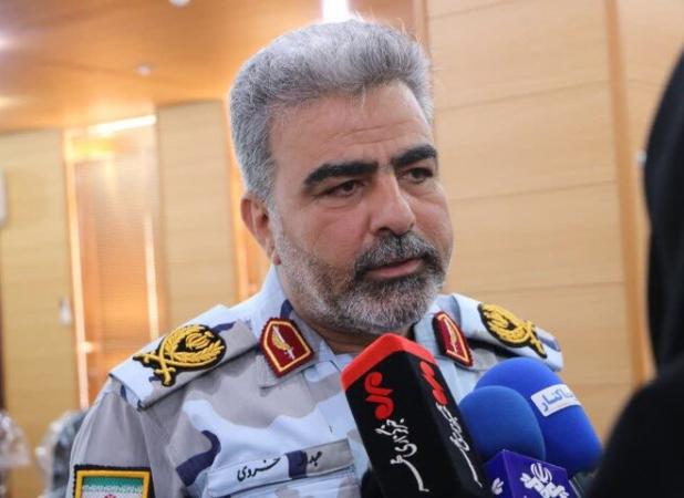 به آتش کشاندن لنج حامل سوخت قاچاق در آب‌های استان بوشهر توسط قاچاقچیان