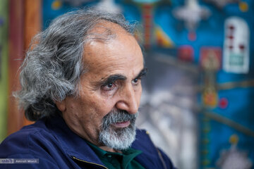 آزاد ارمکی: پزشکیان در مقابل جامعه قرار گرفته است