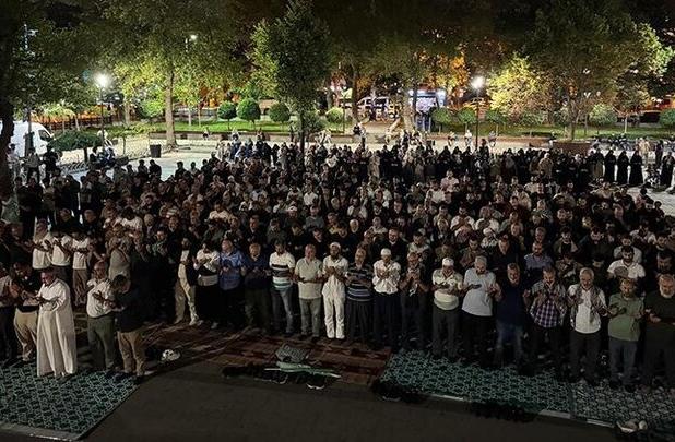تجمع مردم استانبول در حمایت از ناوگان جهانی «صمود»