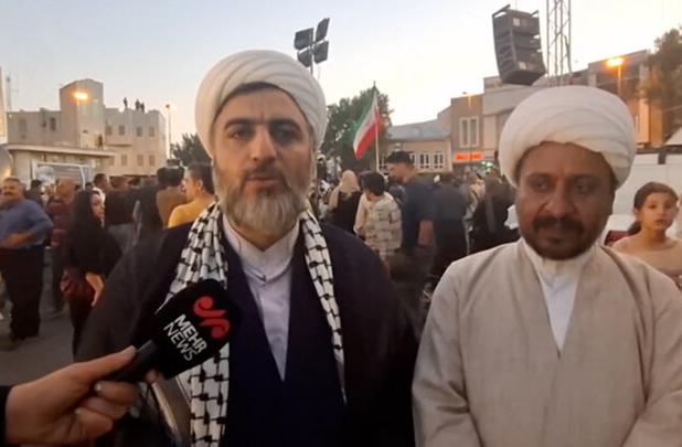 جشن میلاد پیامبر(ص) در سنندج جلوه وحدت امت اسلامی است
