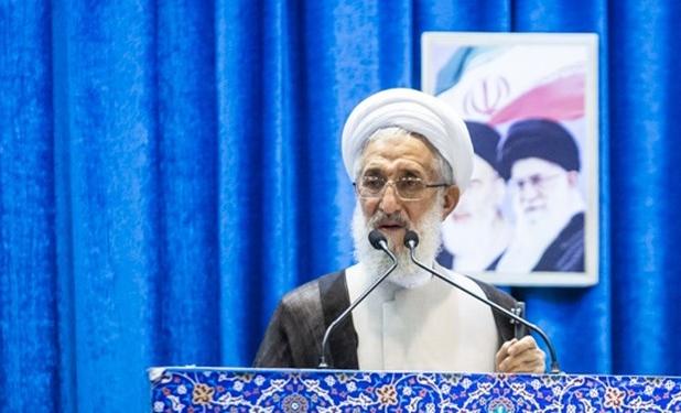 آیت‌الله صدیقی: انقلاب اسلامی تحمل عظیم جهانی، اخلاقی و سیاسی بود/ ملت ایران از صحنه جنگ ترکیبی پیروز بیرون‌ آمد