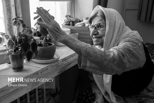 راه‌اندازی بنیاد فرزانگان در سالمندترین شهر همدان کلید خورد