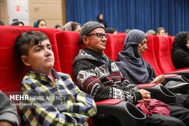 پمادهای حیاتی بیماران پروانه‌ای در ردیف محصولات آرایشی!