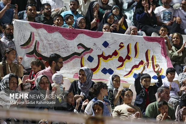 ۱۱۰ دیگ غذا برای اطعام غدیر در مبارکه طبخ می‌شود