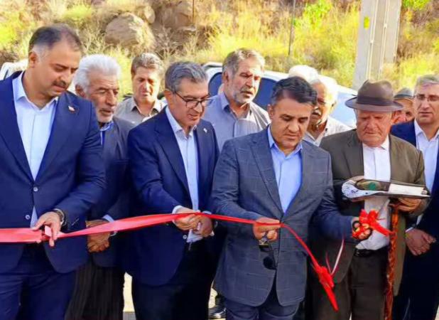 راه‌اندازی پل و تأسیسات آب شرب در قشلاق داشبلاغ گروس شهرستان اهر