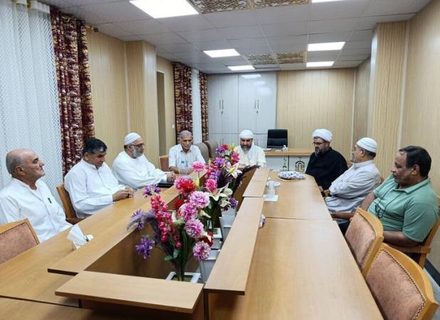 تقویت همبستگی دینی در جزیره خارگ