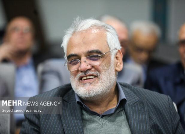 پیکر دانشمند شهید «محمدمهدی طهرانچی» وارد حرم حضرت عبدالعظیم حسنی شد