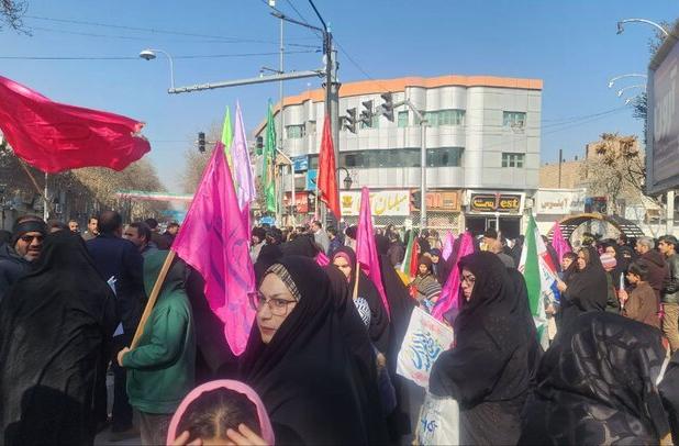 شاد پیمایی مردم بجنورد به مناسبت میلاد حضرت مهدی (عج)