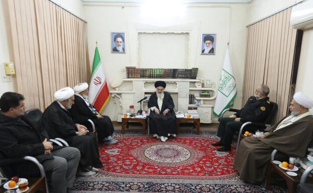 امام جمعه قم: ایمان عامل اقتدار نیروهای مسلح ایران است