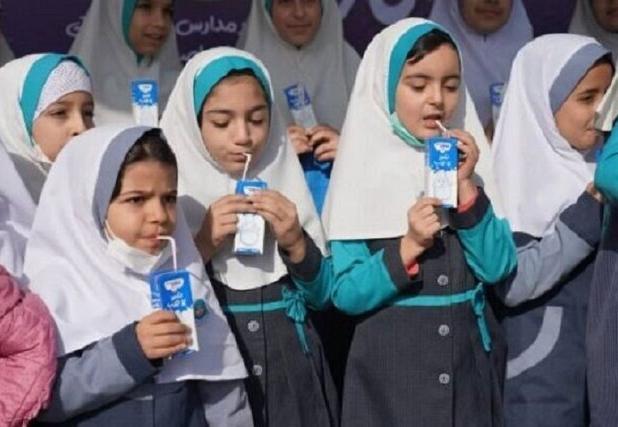 آغاز توزیع شیر رایگان برای دانش‌آموزان خراسان‌ شمالی