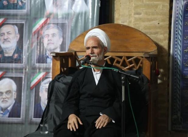 نقش مهم علمای دین، مدیران و رزمندگان در پیشبرد اهداف انقلاب
