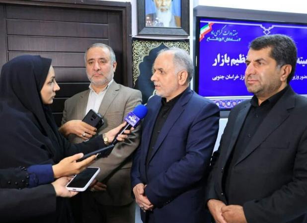 توزیع برنج وارداتی با ارز ترجیحی باید توسط دولت انجام شود