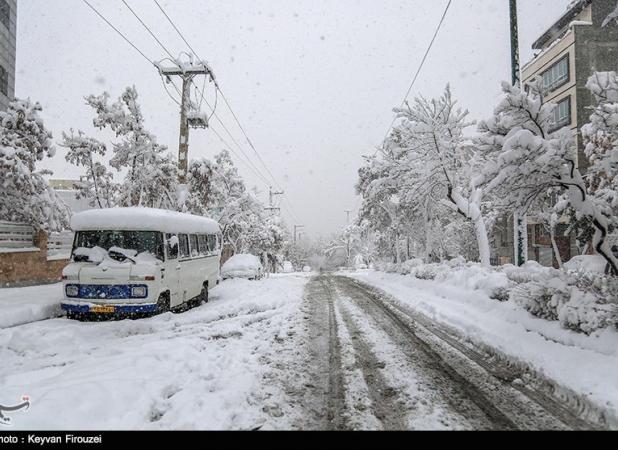 هواشناسی ایران ۱۴۰۰/۱۰/۲۸؛ سامانه بارشی جدید پنجشنبه وارد کشور می‌شود/ پیش بینی بارش برف در تهران