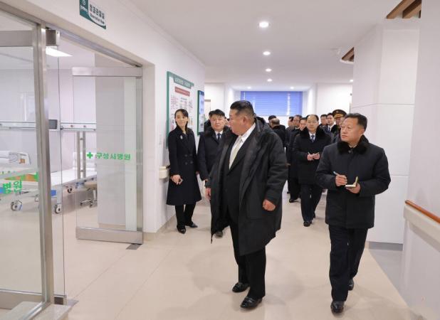 گوشی ۱۳۰۰ دلاری در کشوری که حقوق‌ها ۳ دلار است!