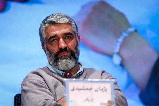 هم‌میهن: پژمان جمشیدی و شاکی‌اش را محاکمه کنید