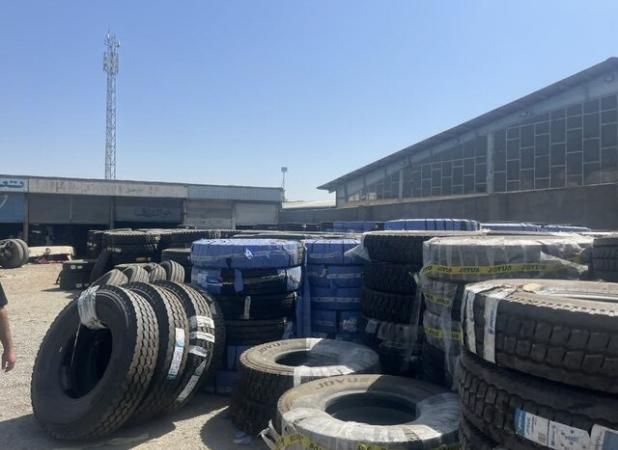 کشف بیش از ۲۰۰۰ حلقه لاستیک قاچاق در سیستان و بلوچستان