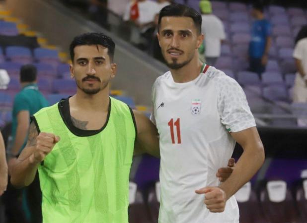 دو ستاره استقلال و پرسپولیس زیباترین قاب بازی دیشب را ساختند