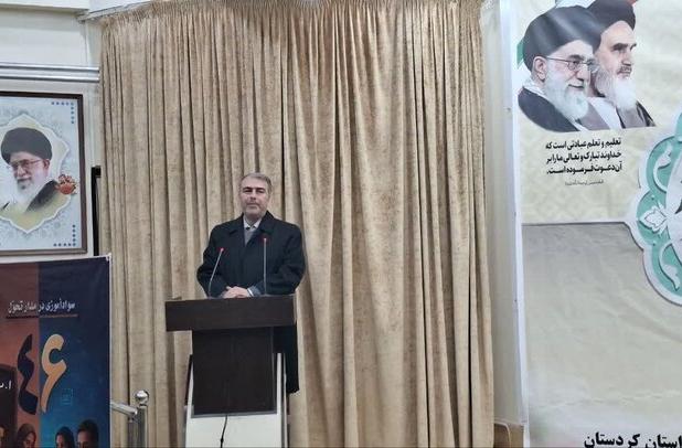 حسینی: وضعیت باسوادی زنان نیازمند برنامه‌ریزی هدفمند است