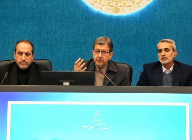 استاندار اصفهان: برنامه توسعه شرق اصفهان از حالت کتابخانه‌ای خارج شود