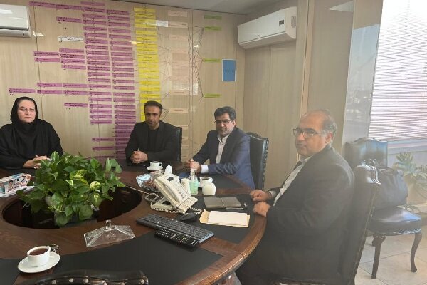 فرماندار رودان:  معابر خاکی باید اصلاح شوند