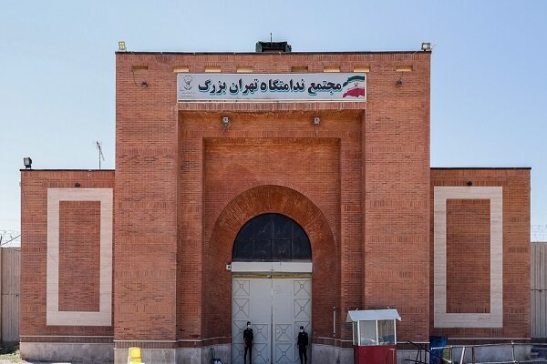 آزادی ۱۲ زندانی مالی بدهکار از ندامتگاه تهران بزرگ